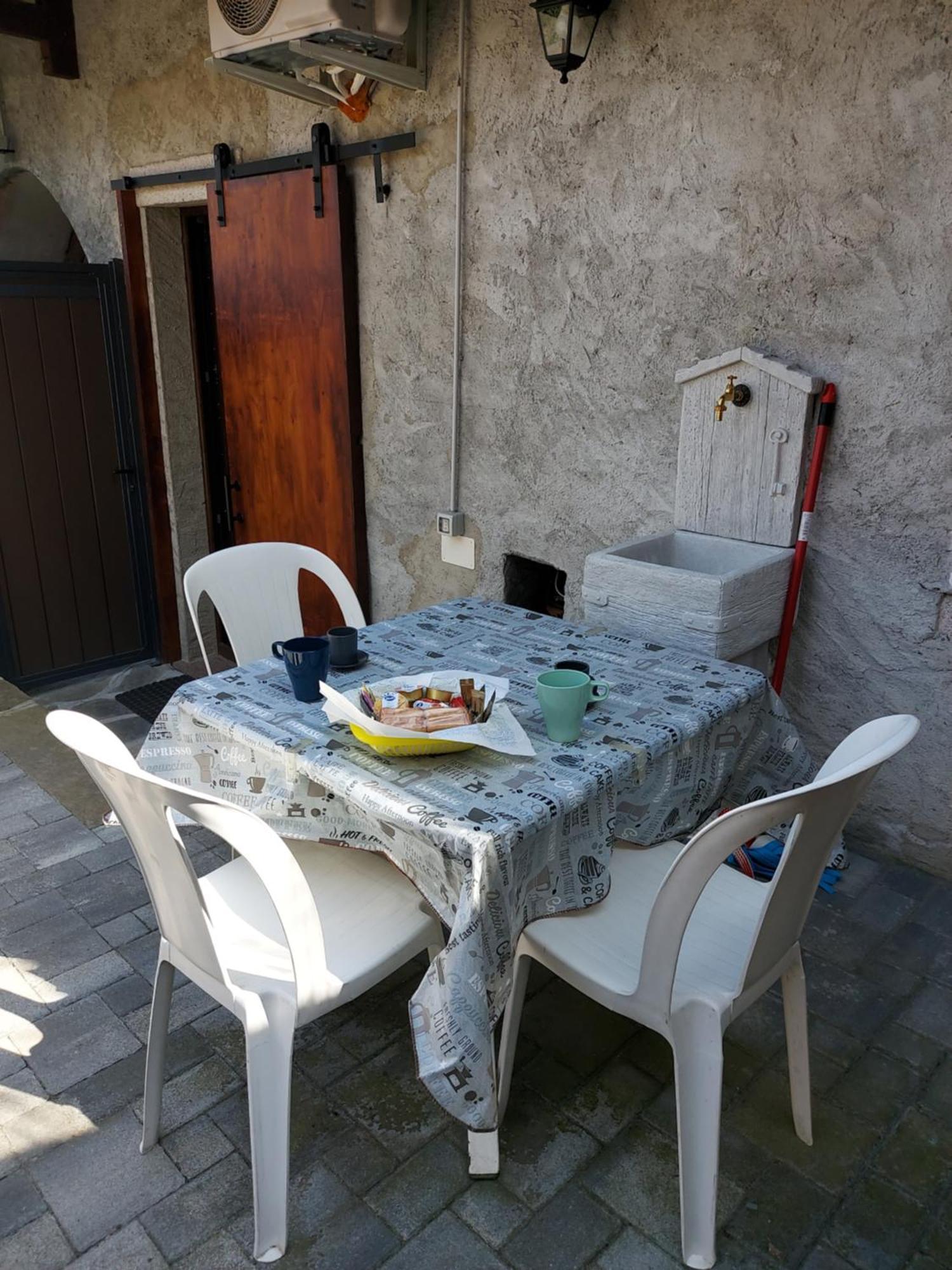 La Corte Di Nonno Gino Stresa Exterior photo